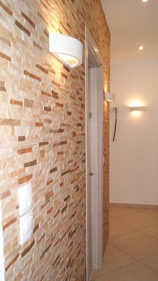 Brand New Luxury Apartment Солун Екстериор снимка