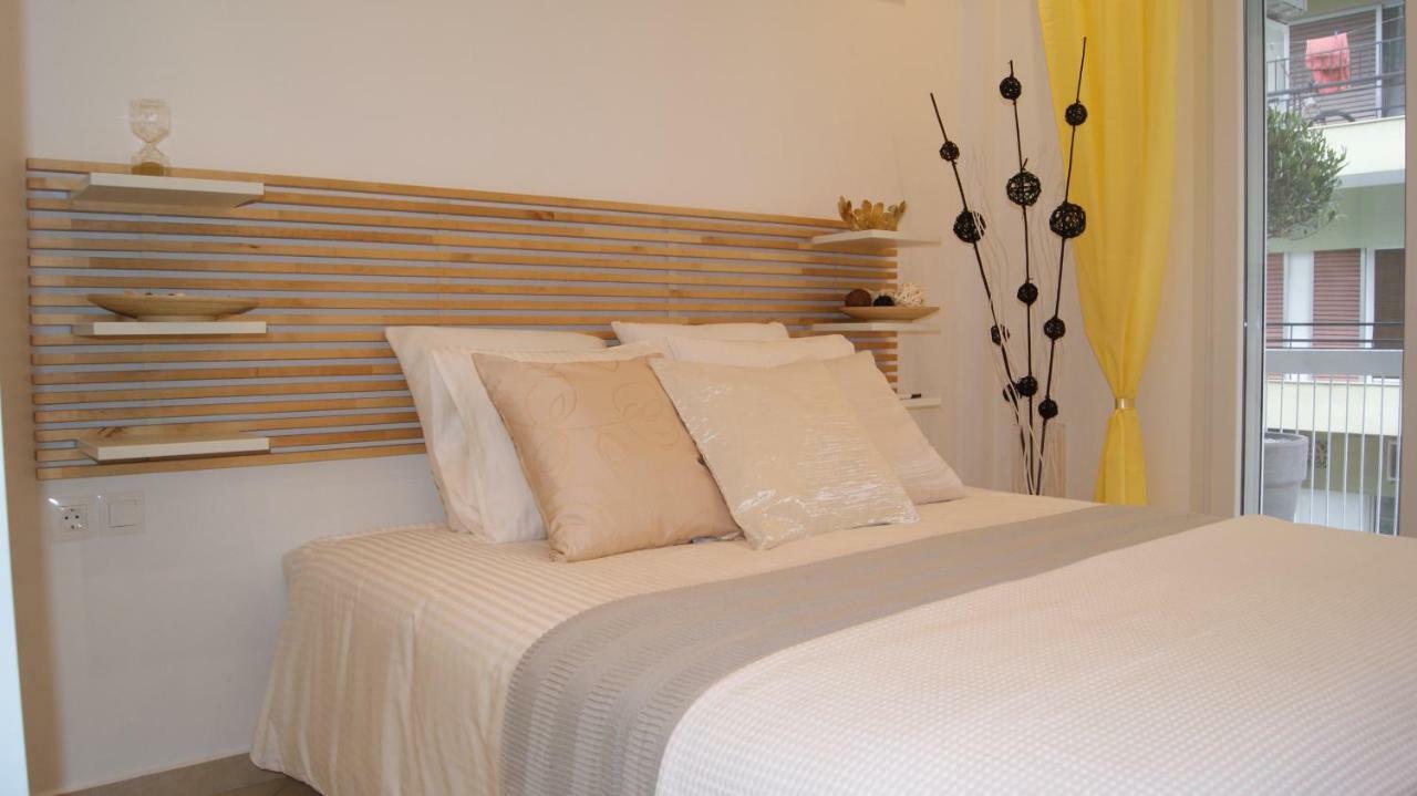 Brand New Luxury Apartment Солун Екстериор снимка
